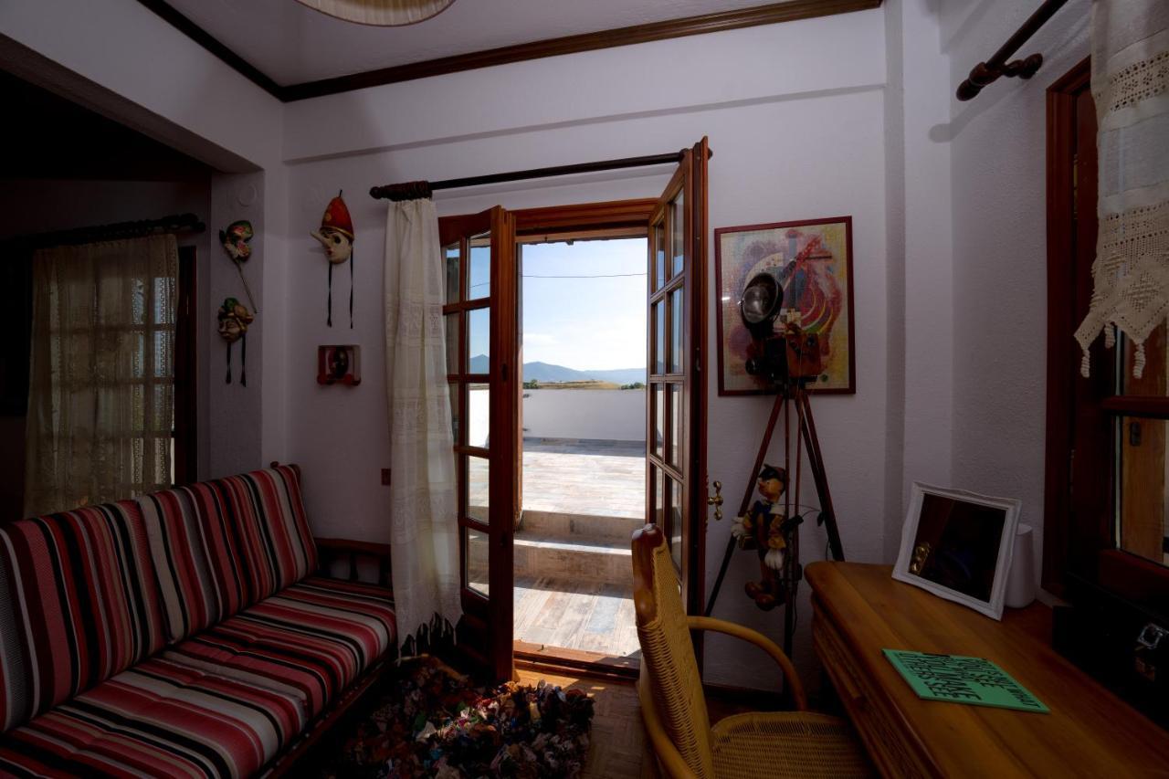 Archontiko Alexandros Luxury Suites Kardiá Buitenkant foto