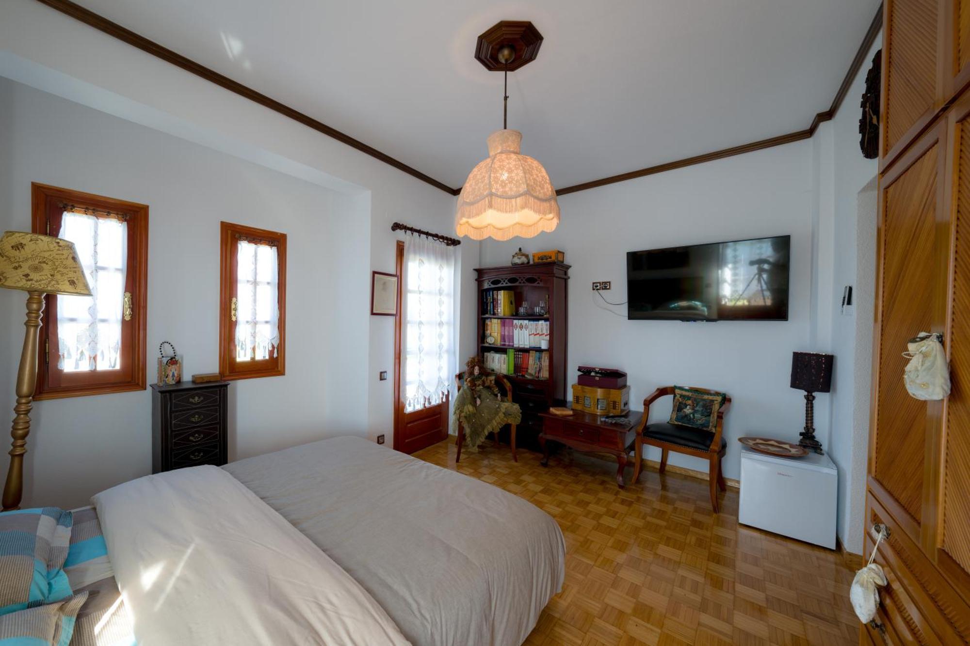 Archontiko Alexandros Luxury Suites Kardiá Buitenkant foto